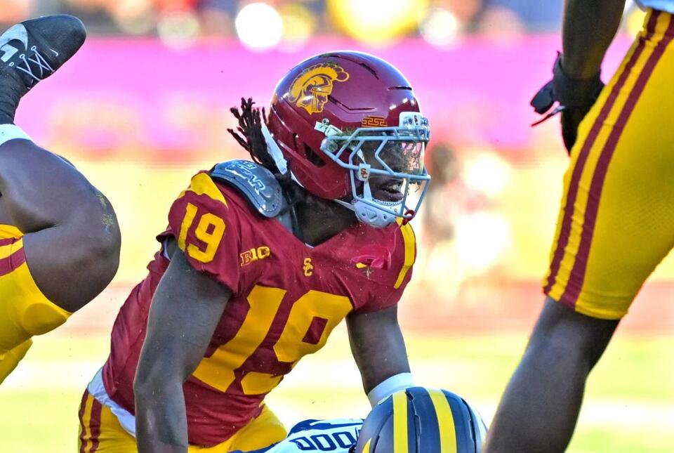 Steelers Sign Ball-Hawking Rookie Safety