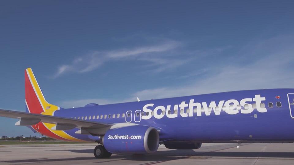 southwest-airlines-shutting-down-its-flight-attendant-bases-newsbreak