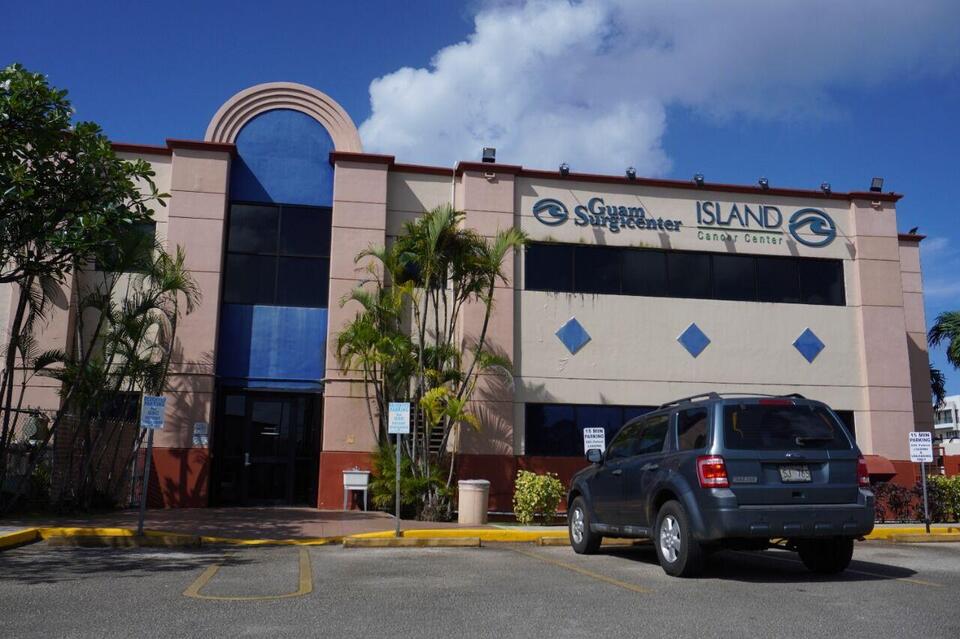 Insurance adjuster moves to dismiss suit, plaintiffs oppose - NewsBreak