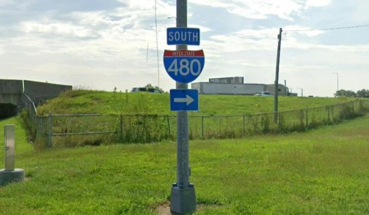 Overhead Sign Crashes Down on I-480 in Omaha, Shutting Southbound Lanes ...