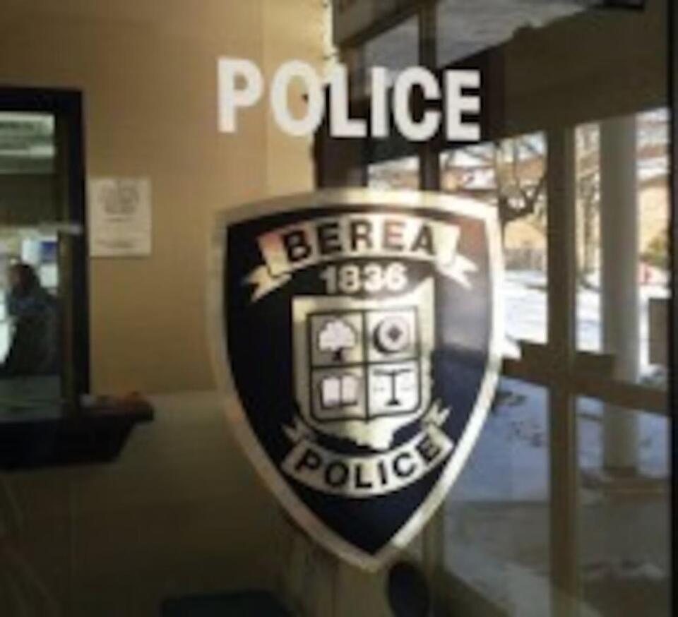 Fake Spectrum rep steals resident’s Social Security number; gunsights ...