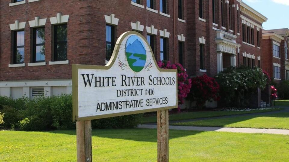 Washington kindergarten teacher placed on leave amid investigation into ...