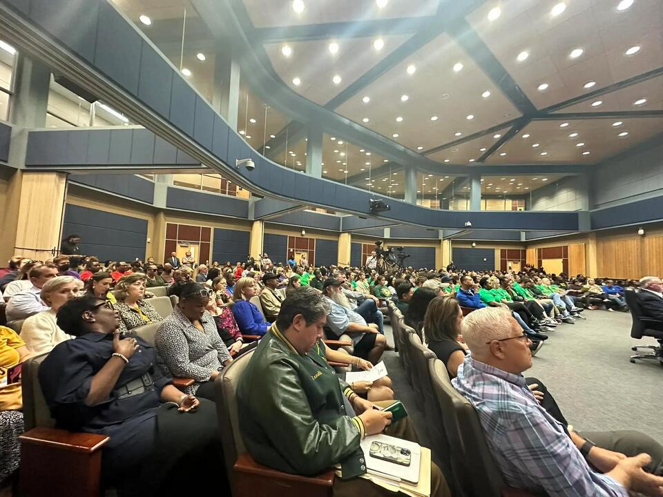 Jefferson Parish School board passes consolidation plan during