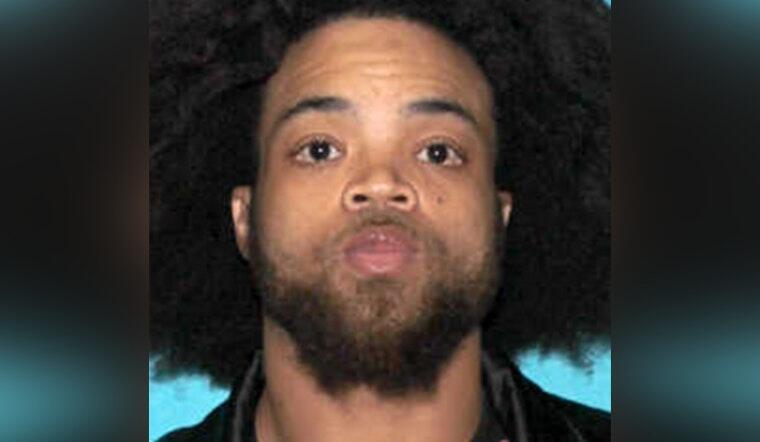 Detroit Police Seek Public's Aid in Locating Suspect Raynard Jackson in ...