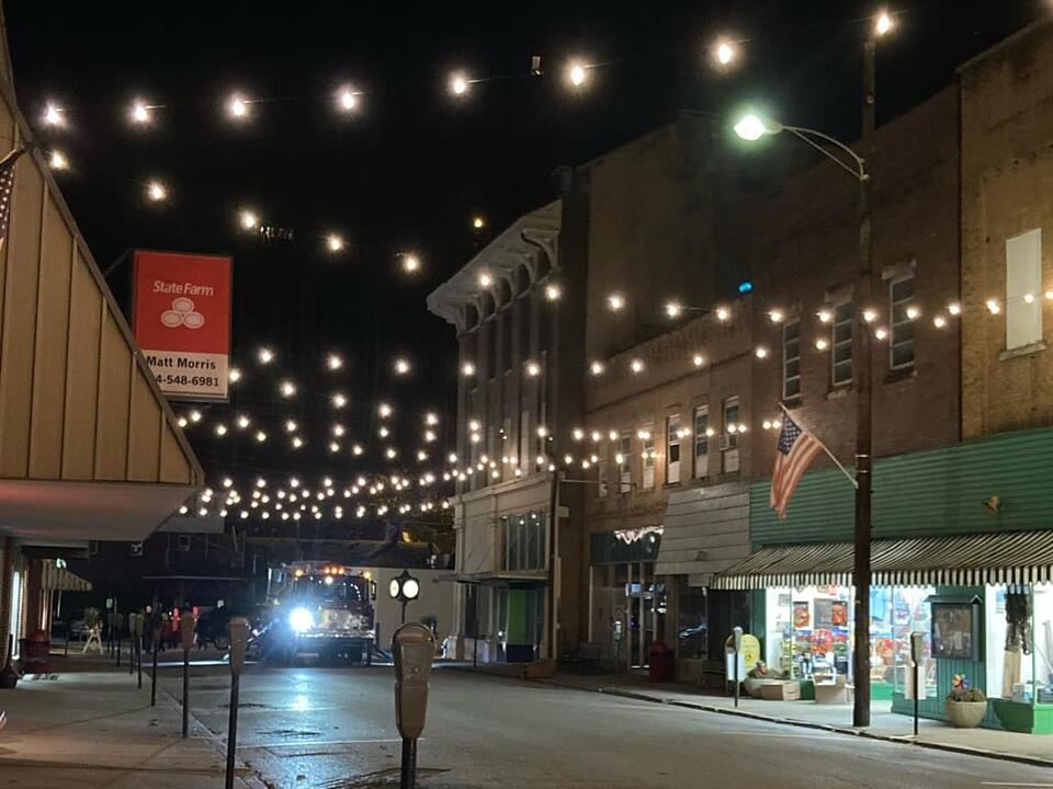 Parade, tree lighting to highlight 'Christmas on Main' in Clendenin