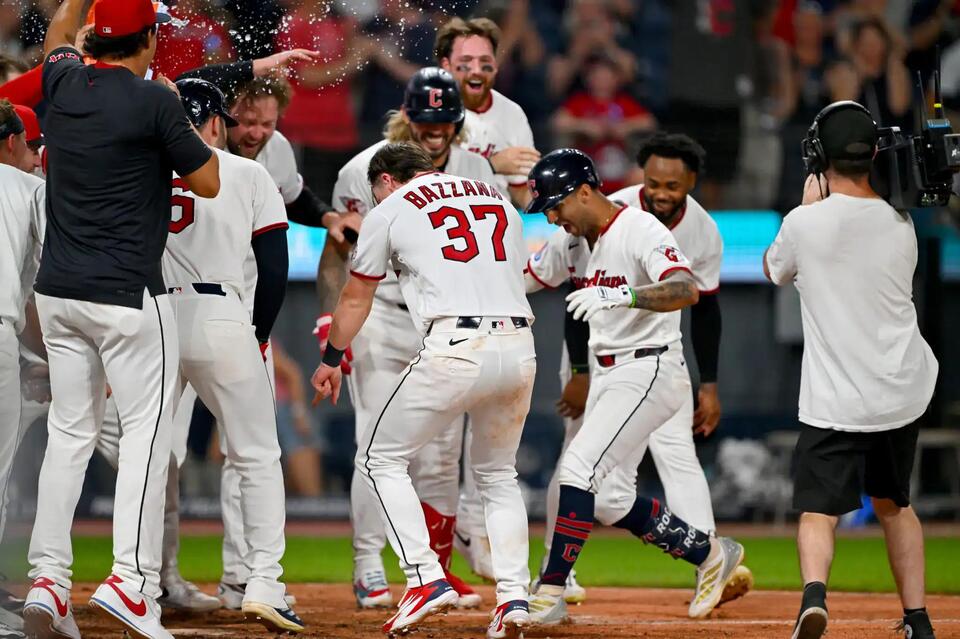 Analyst Shares Optimistic Guardians Playoff Outlook