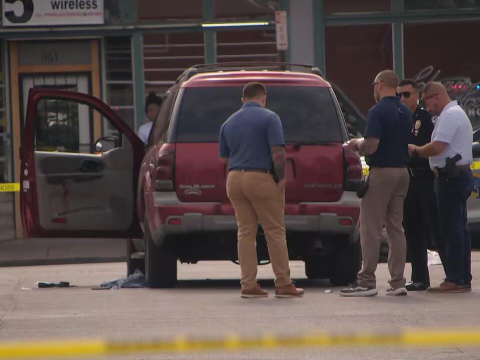 2 women injured, man killed in triple shooting outside Old Louisville ...