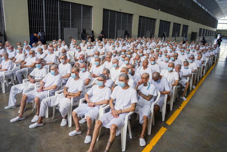 El Salvador holds mass trial for 486 alleged gang members - NewsBreak