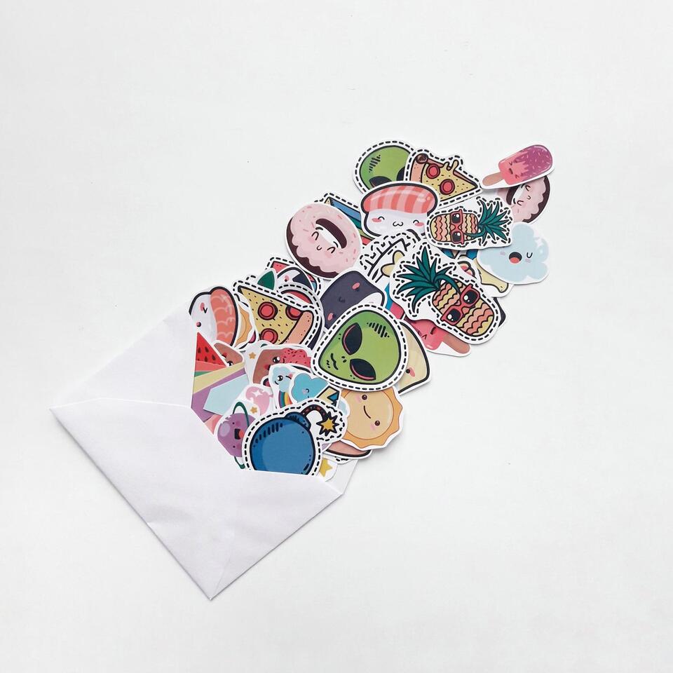 📅 Free sticker & button making workshop for ages 9+ - NewsBreak