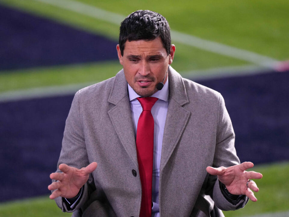 David Pollack Puts Texas Fans on Blast in Fiery Rant After Throwing