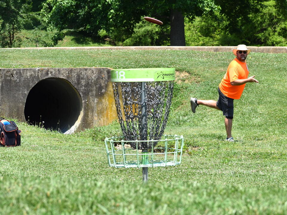 PHOTO GALLERY Disc golfers test their skills