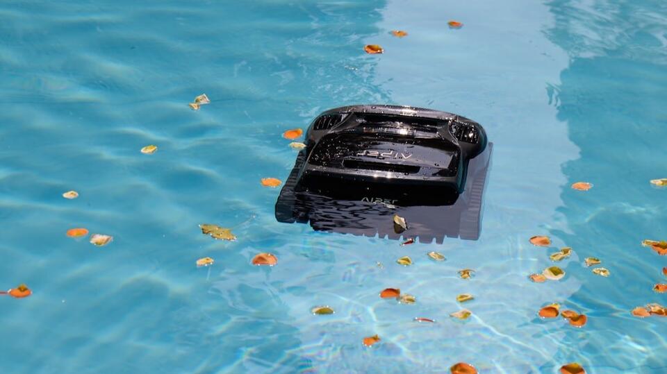 Health advisory bars swimming at Crandon Park North in Miami-Dade County over bacteria levels