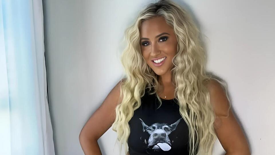 Playboy’s Sara Blake Cheek Asked to Cover Her Clevage-Baring Top Before