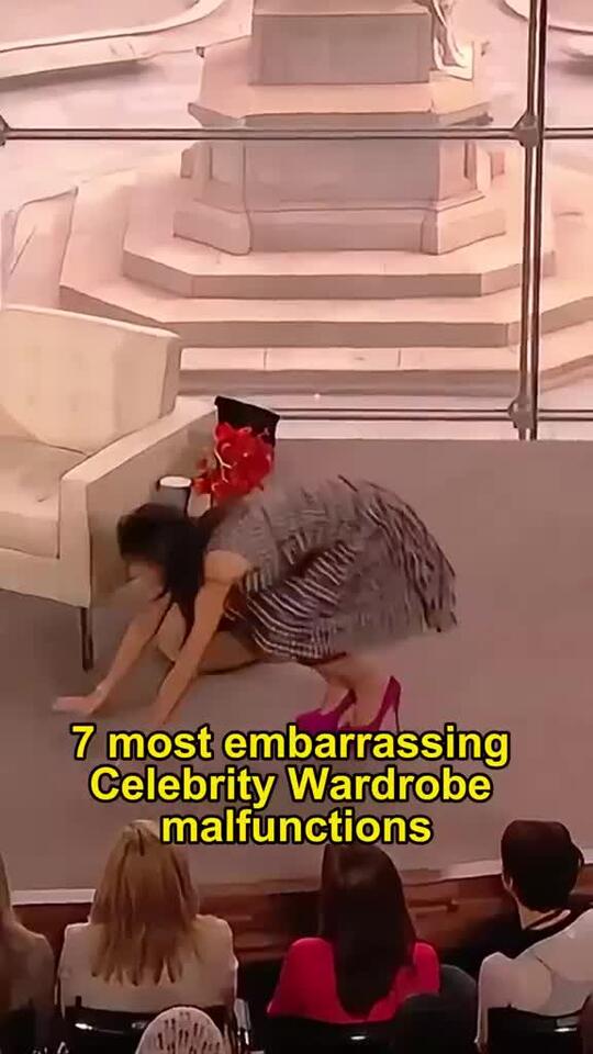 7 Most embarrassing Celebrity Wardrobe Malfunctions #celebrity # ...