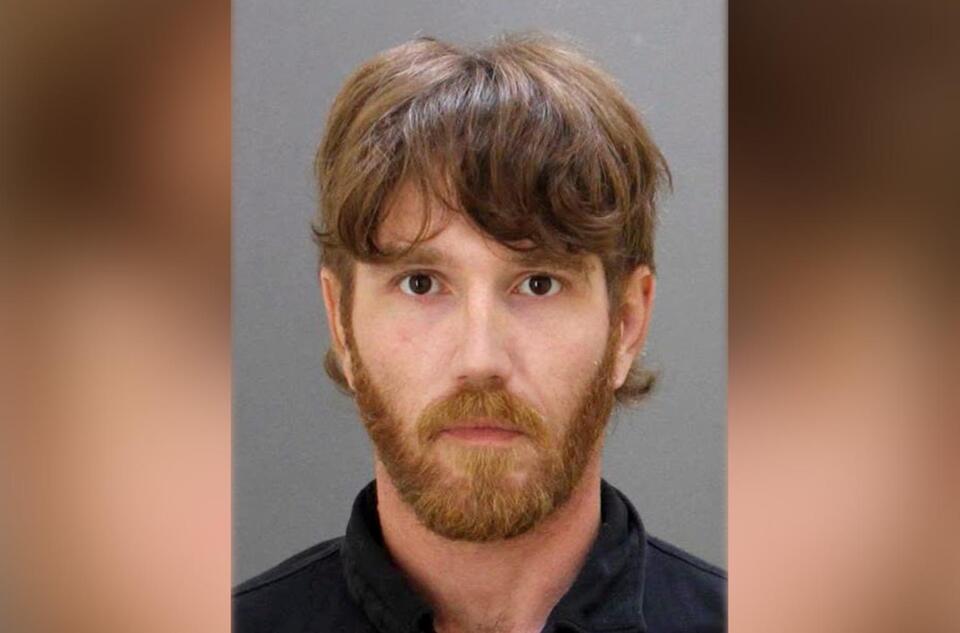 Man who allegedly pushed drowning victim into harbor after fight charged with murder