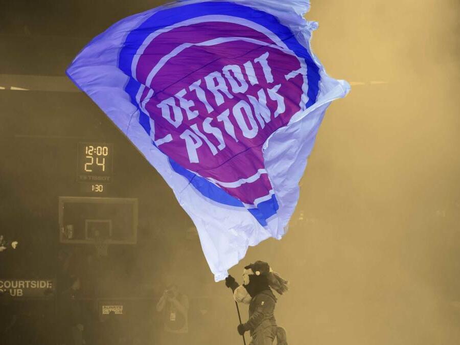"Sell the team" Detroit Pistons fans lose patience and send a message