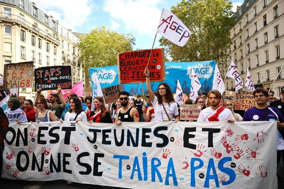 France Backs UNESCO Drive to Involve More Young People in Political ...