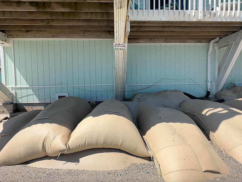 SANDBAGS Bay area locations make sandbags available ahead of Milton