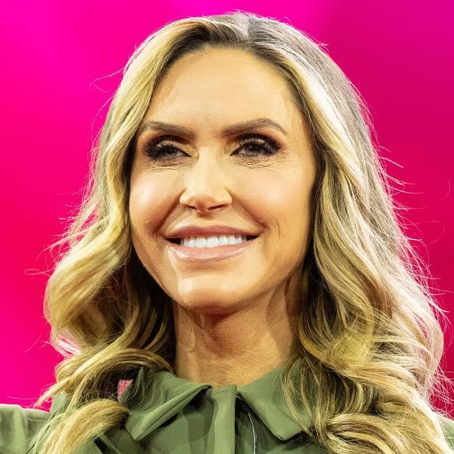 'Grifter' Lara Trump Wears A Polka Dot Dress And Is Slammed For Joining ...