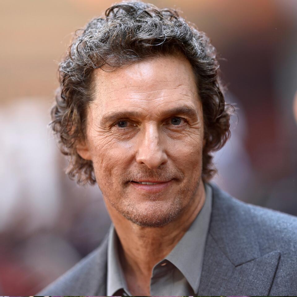 Matthew McConaughey's Rope Porch Swing Is Stunning, And It's So Easy To DIY