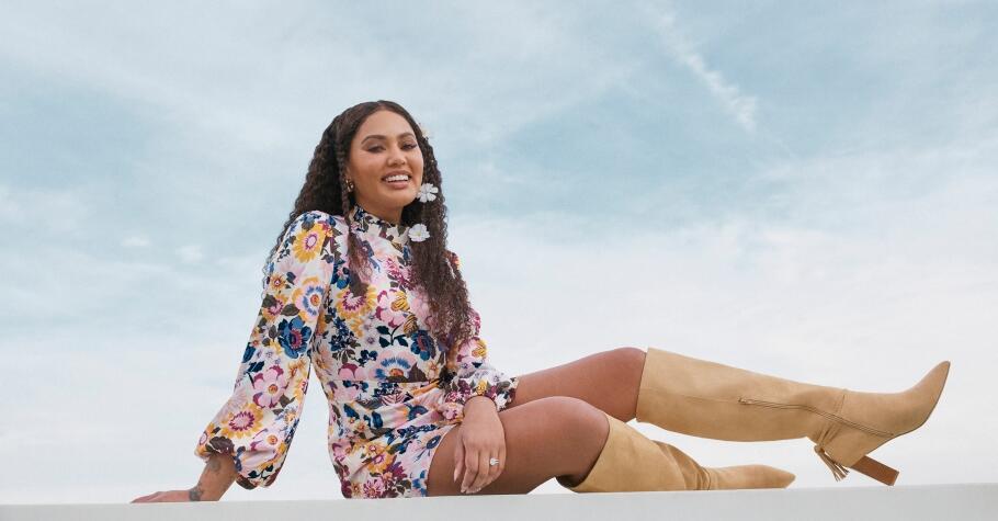 EXCLUSIVE: Ayesha Curry Releases First Fashion Collection With JustFab – NewsBreak