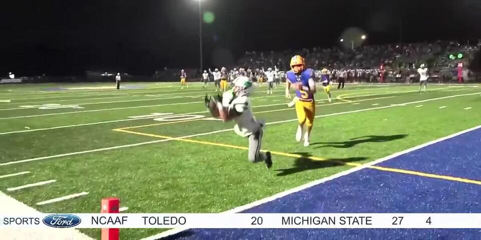 Celina holds off St. Marys 30-28 after late-game thriller in Battle of Grand Lake