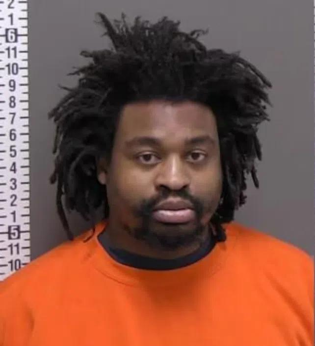 Man arrested after he allegedly tried to rob a Fargo bank - NewsBreak