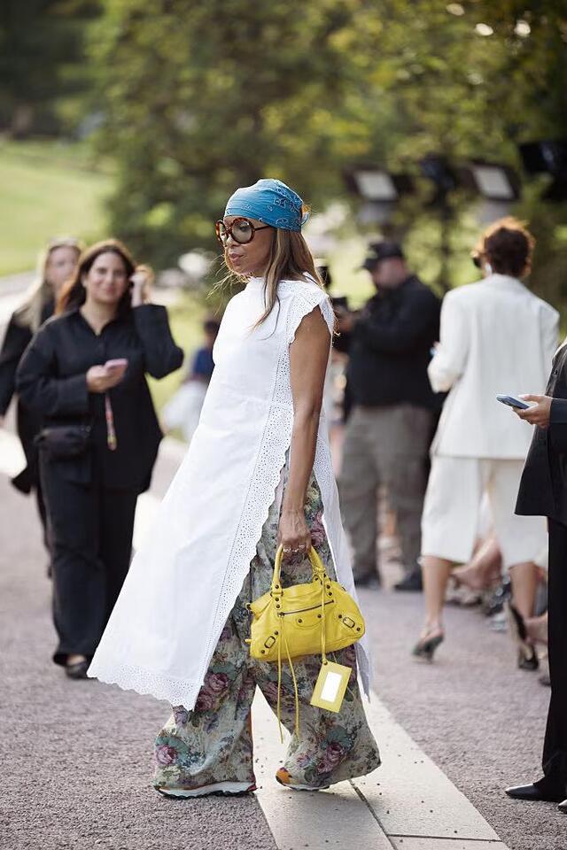 How to Wear Eyelet, the Best Trend for Late Summer
