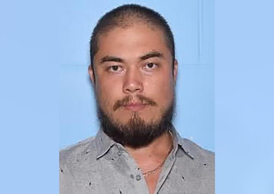 Man wanted in 3 homicides in 48 hours arrested in Hawaii after massive search
