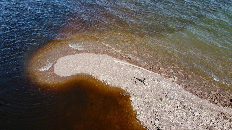 Michigan wins dispute over river rules at Wisconsin border dams