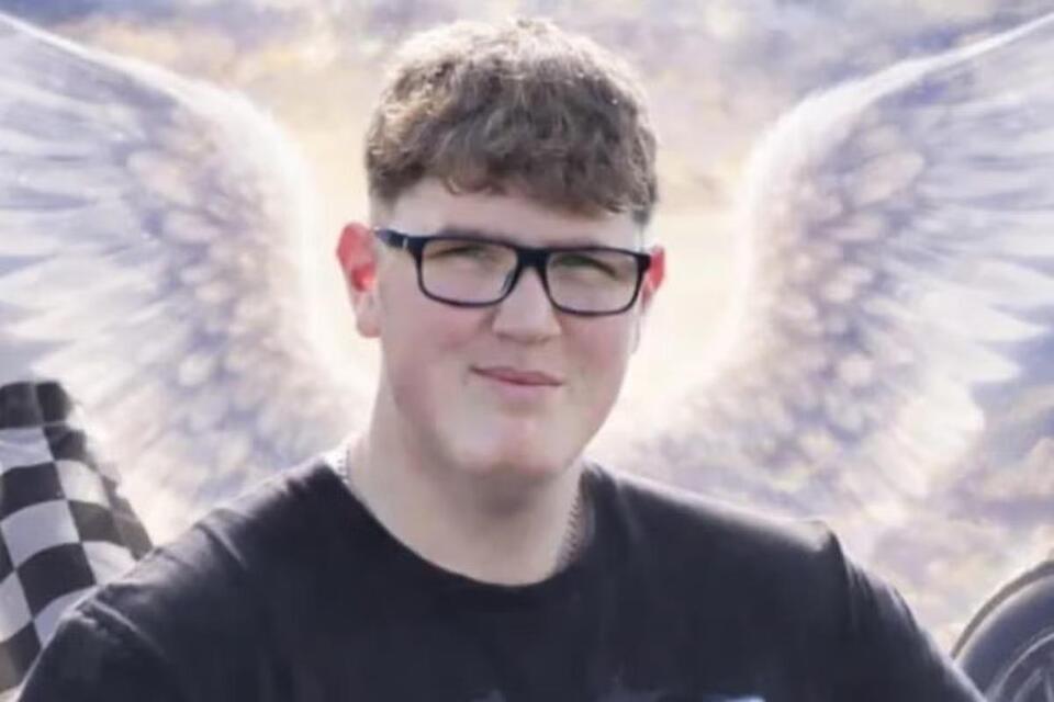 Police mistake meant father only discovered his son had died three weeks after car crash