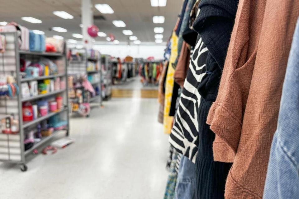 Iconic Clothing Store Closing All Locations In New York - NewsBreak