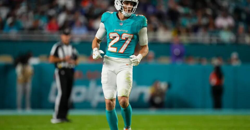 Dolphins move on from eight players following Monday’s roster additions