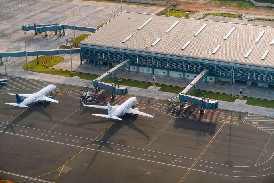Why Your Airport Terminal Has the Amenities It Does—It’s Built Around Dwell Time and the Travelers Passing Through