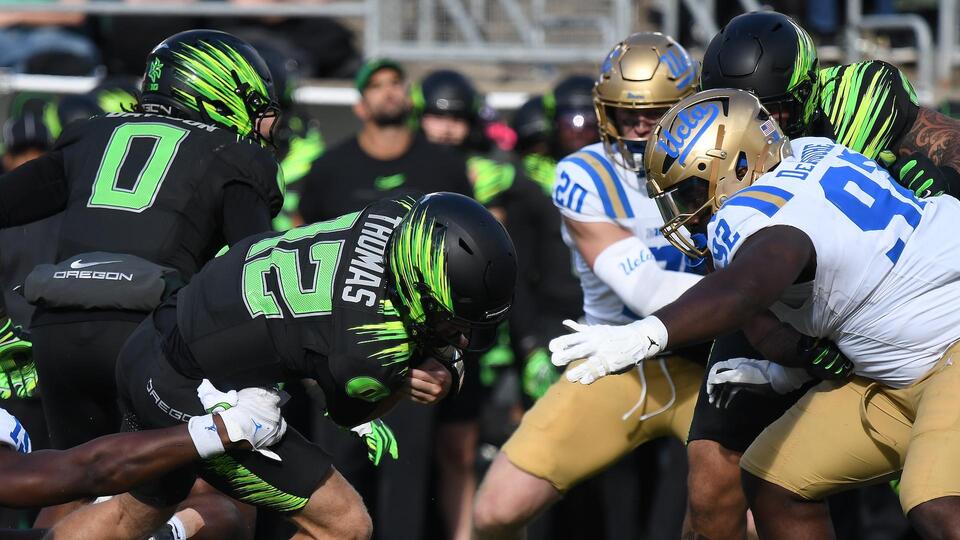 Big Ten admits Oregon vs. UCLA officiating error, the latest in a ...