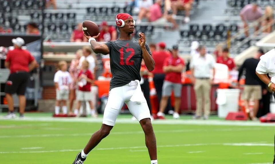ESPN analyst says 1 Alabama player has more pressure on him than any other player in college football