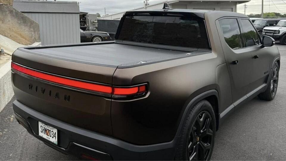 I Wrapped My Rivian R1T in Matte Burnished Bronze, Added Gloss Black ...