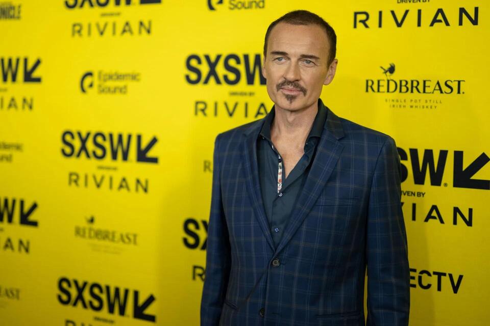 was-julian-mcmahon-married-all-about-the-actor-s-married-life-explored