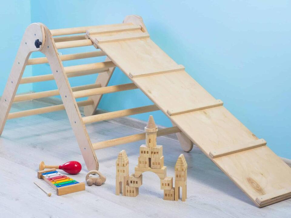 The 5 Best Montessori Climbing Toys For Being Active