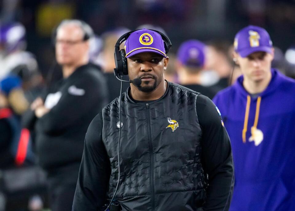 Image for What’s Wrong With Brian Flores’ Vikings Defense?