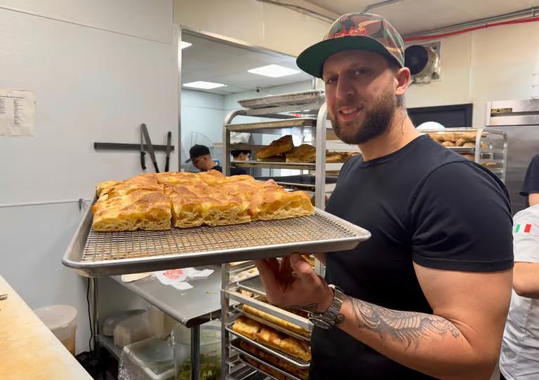Dario’s bringing viral cheesesteaks, Roman slices to Massapequa Park ...