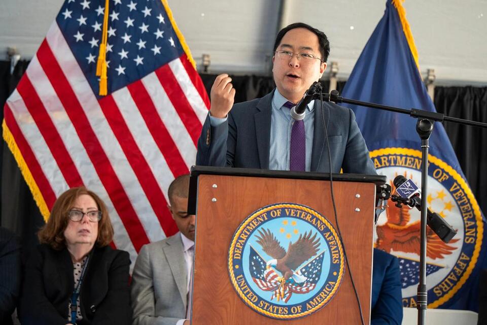 Andy Kim sworn in early as New Jersey’s next US senator - NewsBreak