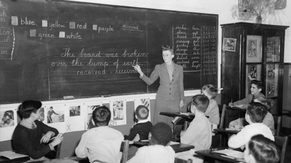 20 Rare Photos of What School Looked Like in the 1940s - NewsBreak