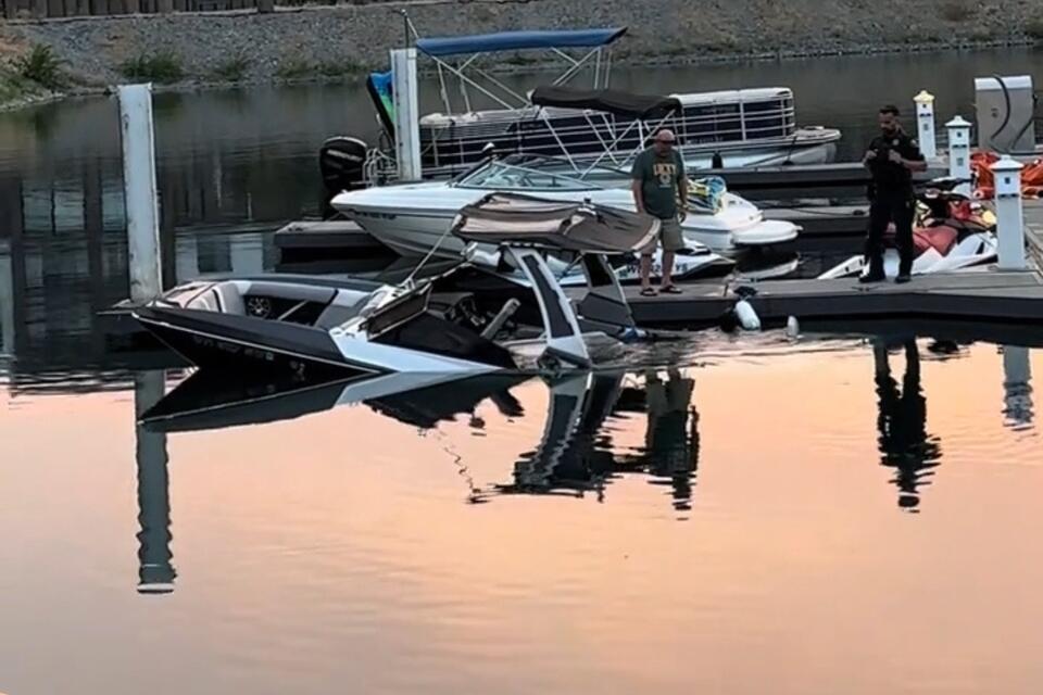 Columbia Point Marina Temporarily Closed Off Docks After a Vessel Went Under Sunday