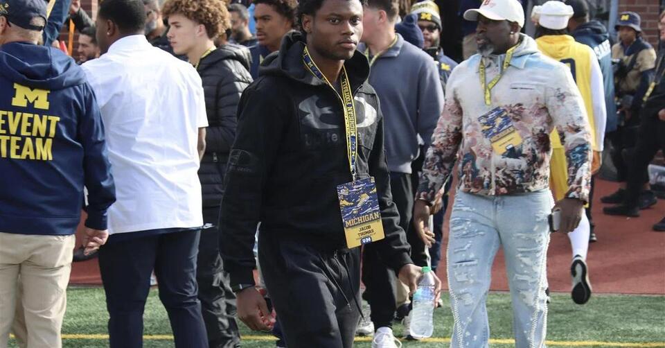 Michigan has given Pittsburgh WR commit Jacob Thomas a lot to think about following visit/offer