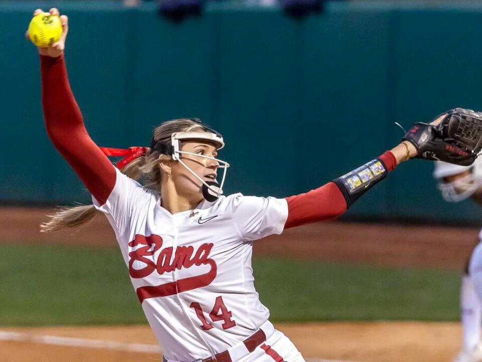 Alabama softball coach gives injury update on Montana Fouts ahead of