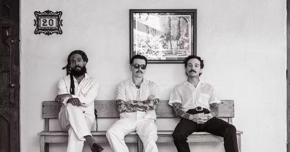 Thee Sacred Souls with LA LOM and The Womack Sisters at The Andrew J Brady Music Center