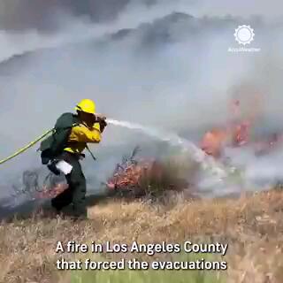 WILDFIRE NEWS 🔥 ⚠️ Wildfire in Los Angeles County Forces Evacuations