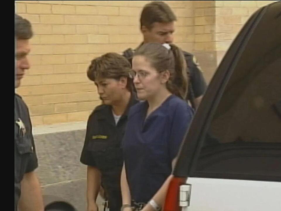 Mother convicted in 2004 of killing her two newborns files motion for ...