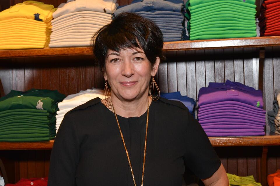 Ghislaine Maxwell ‘Negotiating Chip’ for Prison Release Supposedly ...